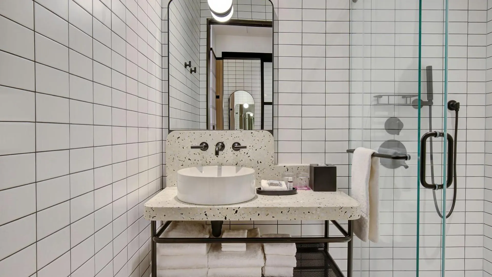 Moxy Banff Hotel