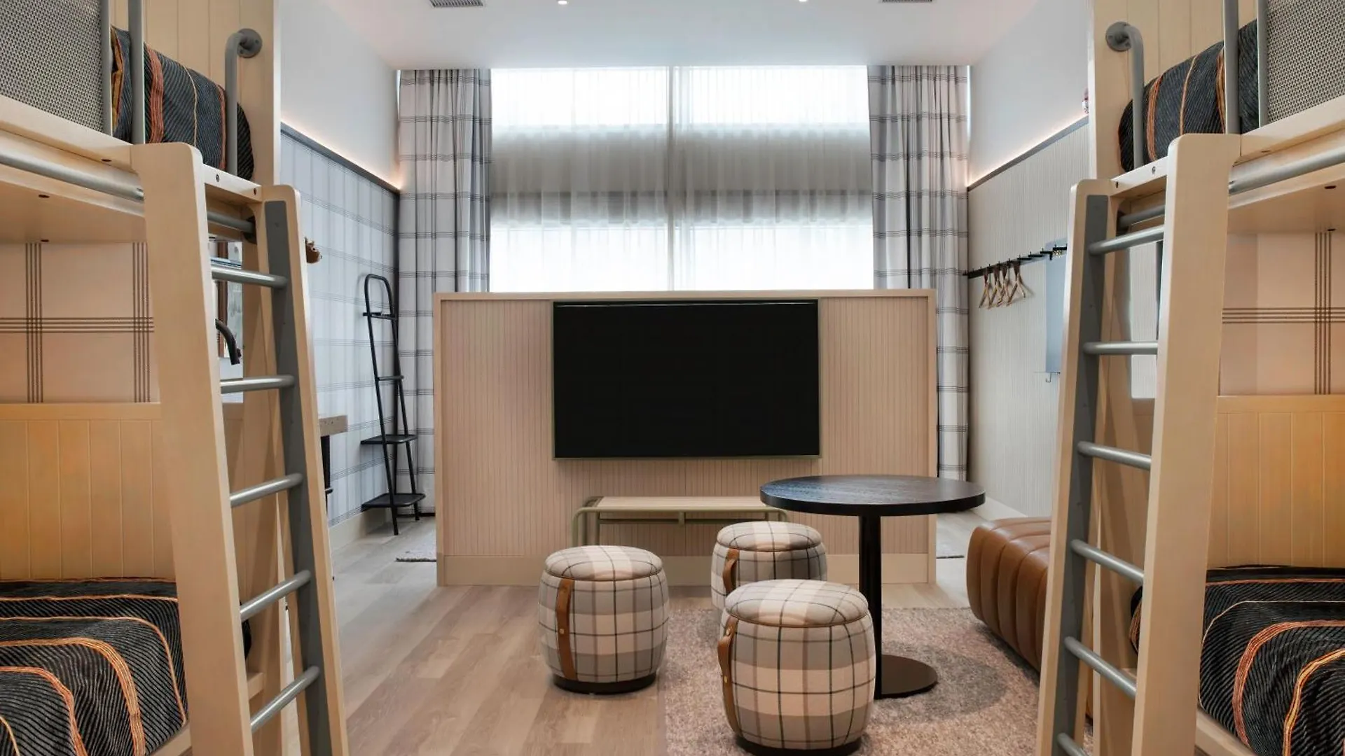 Moxy Banff Hotel